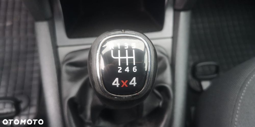 Skoda Yeti 2.0 TDI 4x4 Experience PLUS EDITION - 21