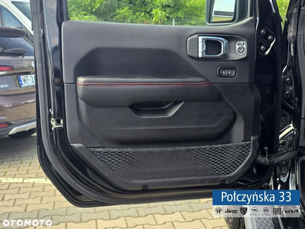 Jeep Wrangler - 14