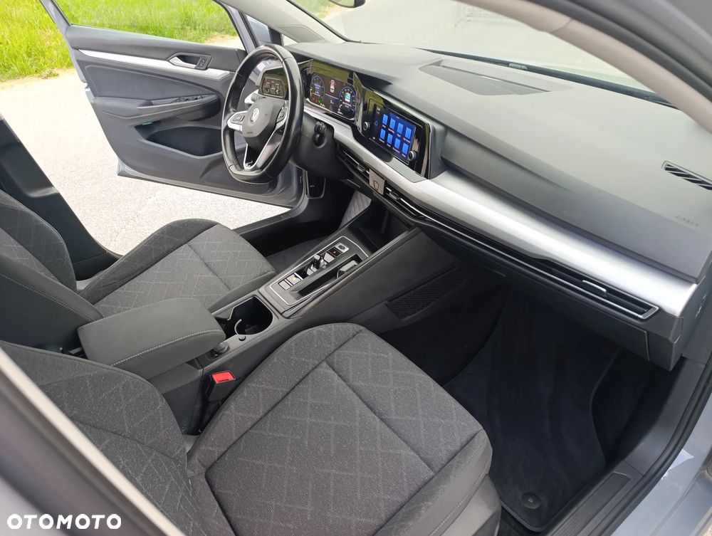 Volkswagen Golf 1.5 eTSI EVO Life DSG - 20