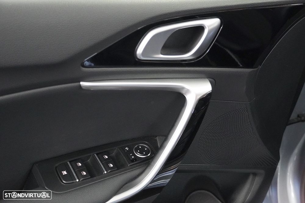 Kia Ceed SW 1.6 GDi PHEV Drive 6DCT - 13