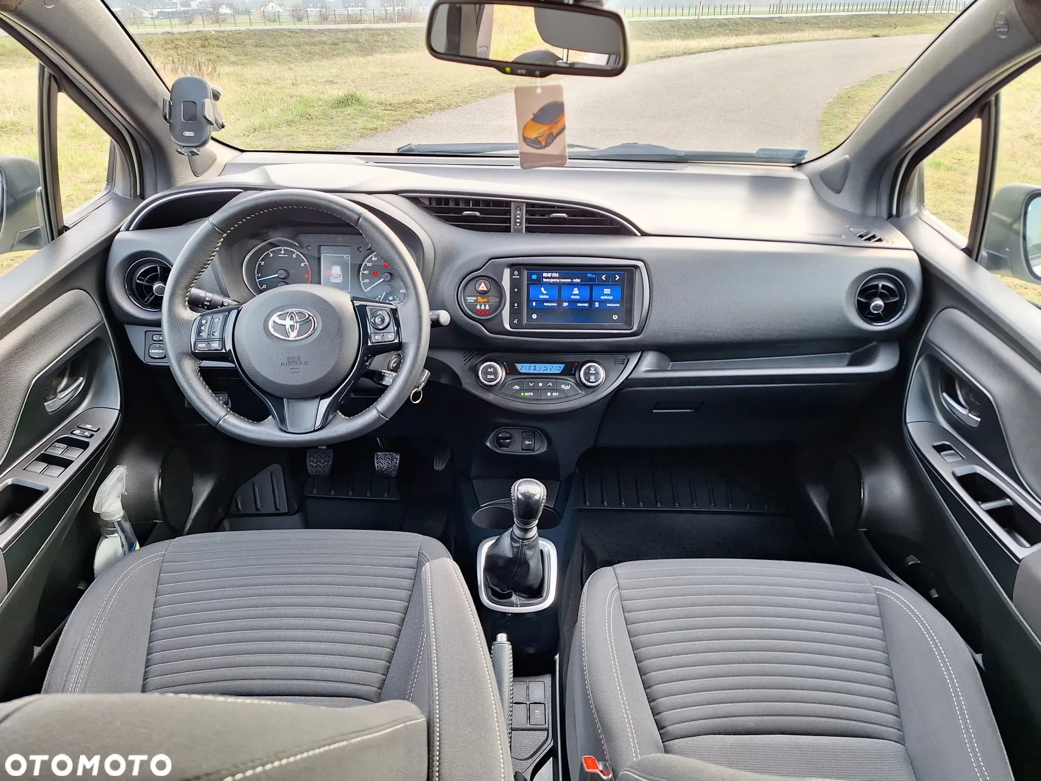 Toyota Yaris 1.5 Selection - 8