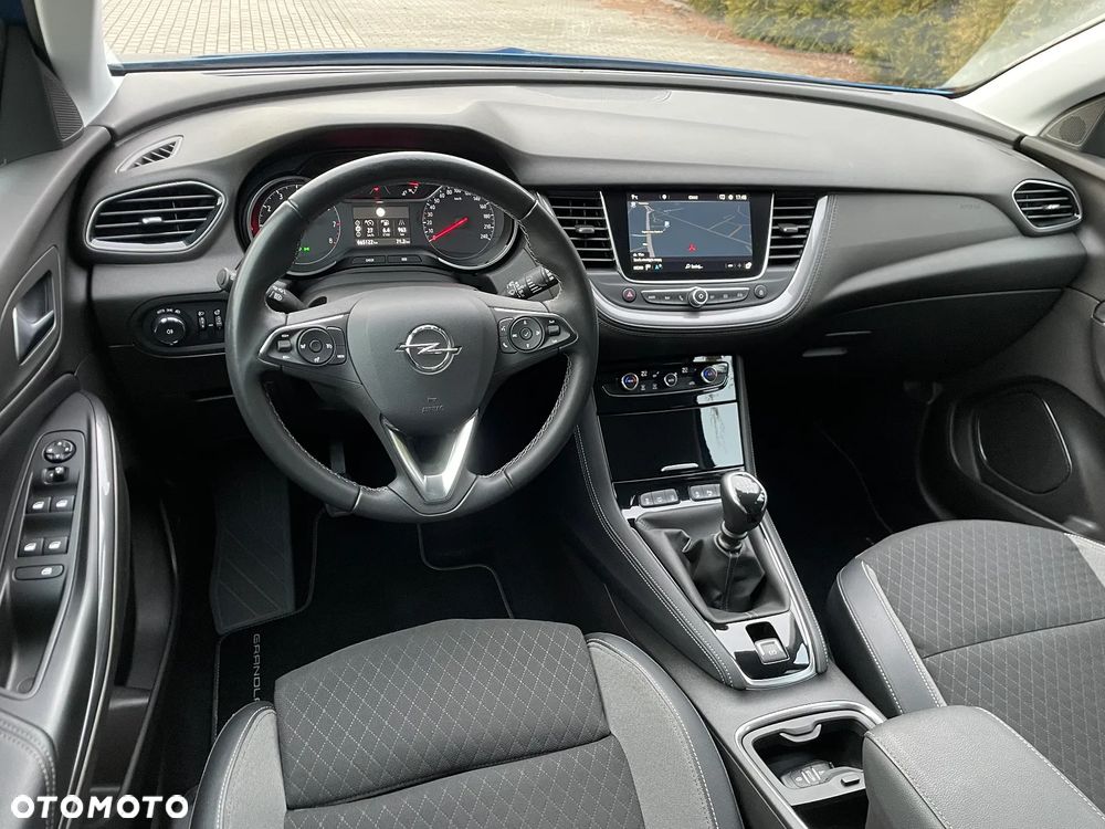 Opel Grandland X 1.5 D Start/Stop INNOVATION - 2