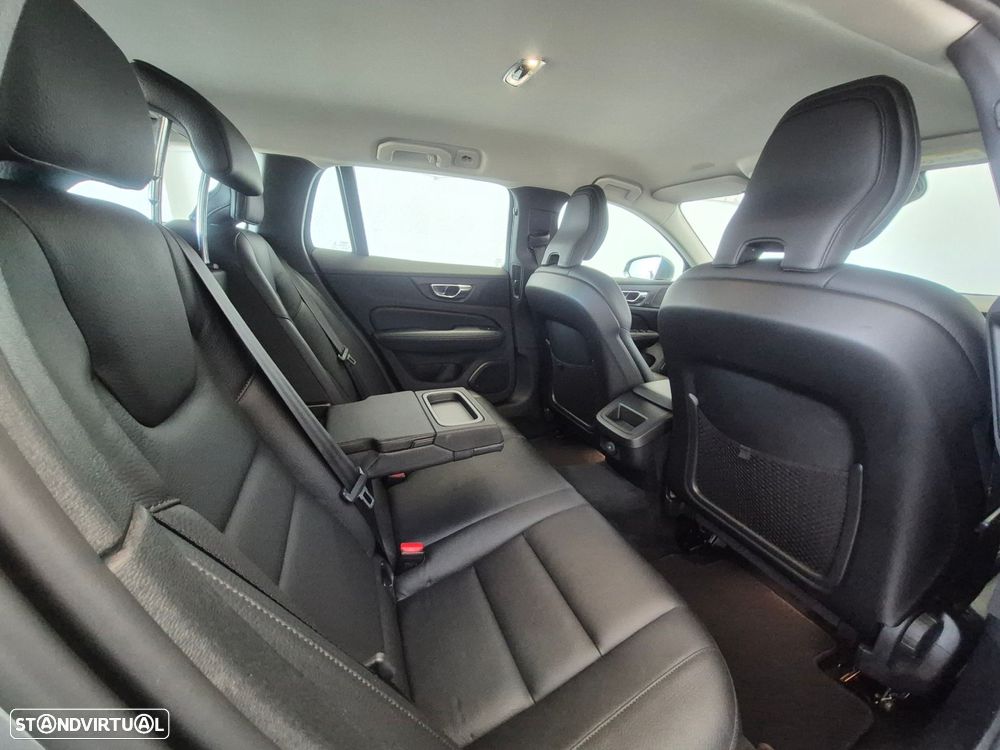 Volvo V60 2.0 B4 Inscription Geartronic - 30