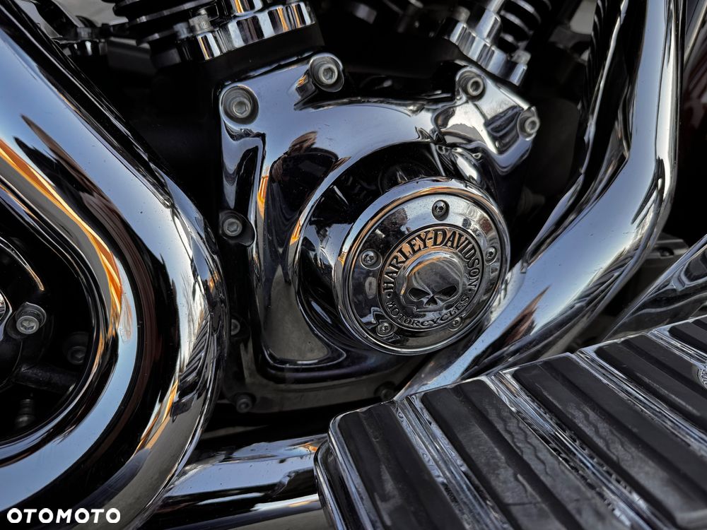 Harley-Davidson Touring Road King - 15