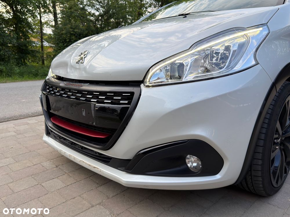 Peugeot 208 1.6 e-THP GTi S&S - 11
