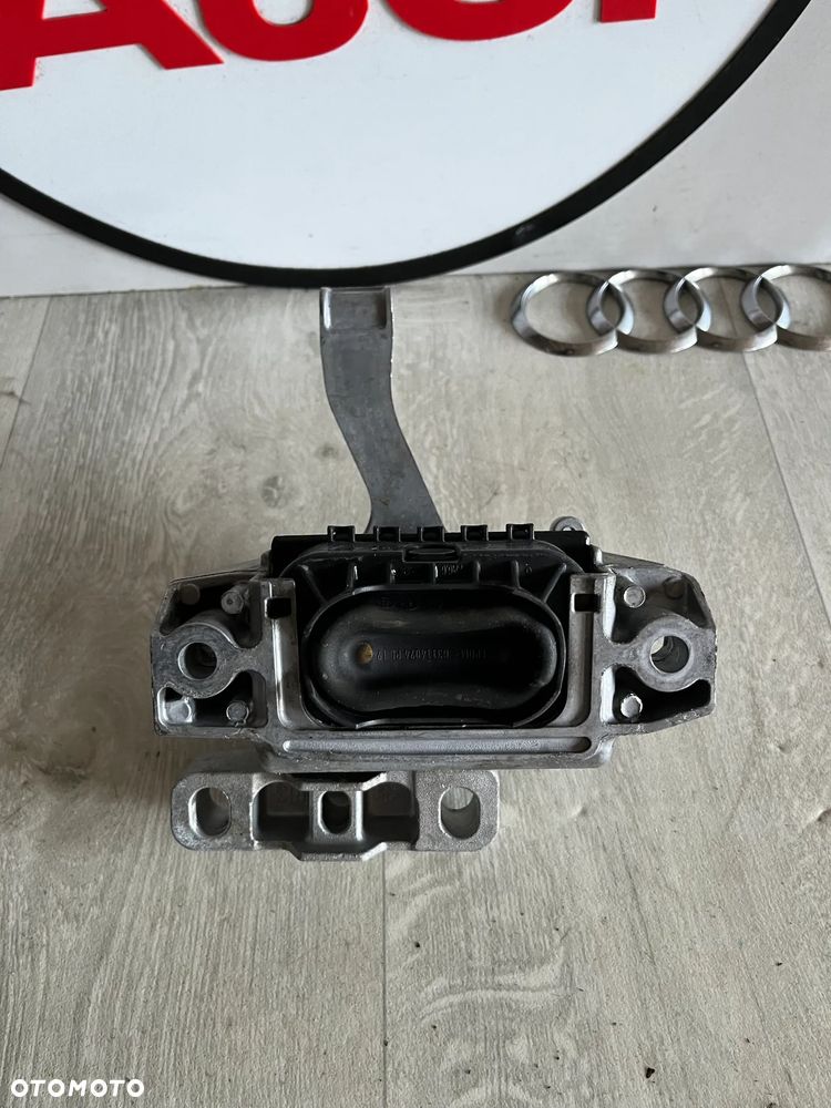 VW SKODA AUDI SEAT PODUSZKA SILNIKA ŁAPA WSPORNIK 5WA199262 A 5WA199262 BE 5WA199262 CR 5WA199262 CS 5WA199262 DB 5WA199262 BF 5WA199262 H 5Q0199262BF CENA W OPISIE - 10