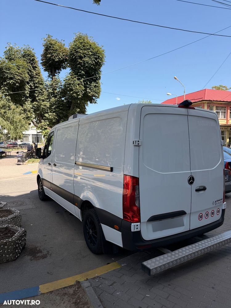 Mercedes-Benz Sprinter - 7