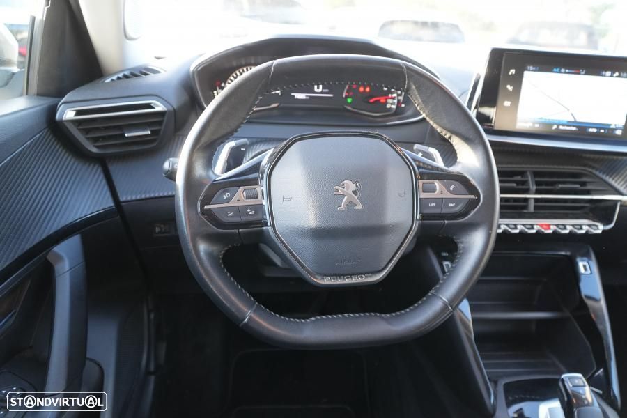 Peugeot 2008 1.2 PureTech Active EAT8 - 9