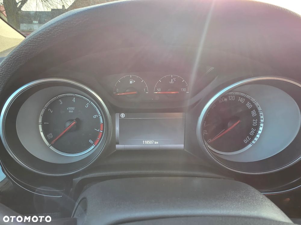 Opel Astra 1.4 Turbo Dynamic - 11