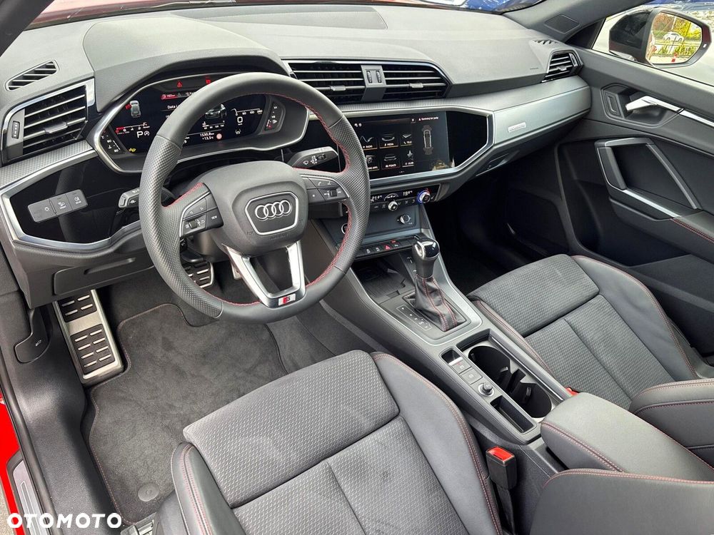 Audi Q3 - 10