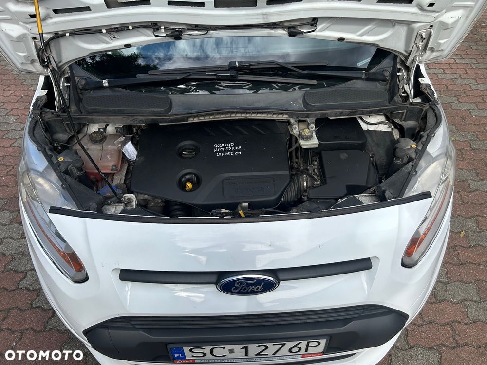 Ford Transit Connect - 10