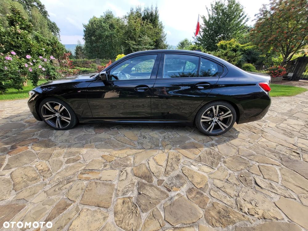BMW Seria 3 320d M Sport - 12