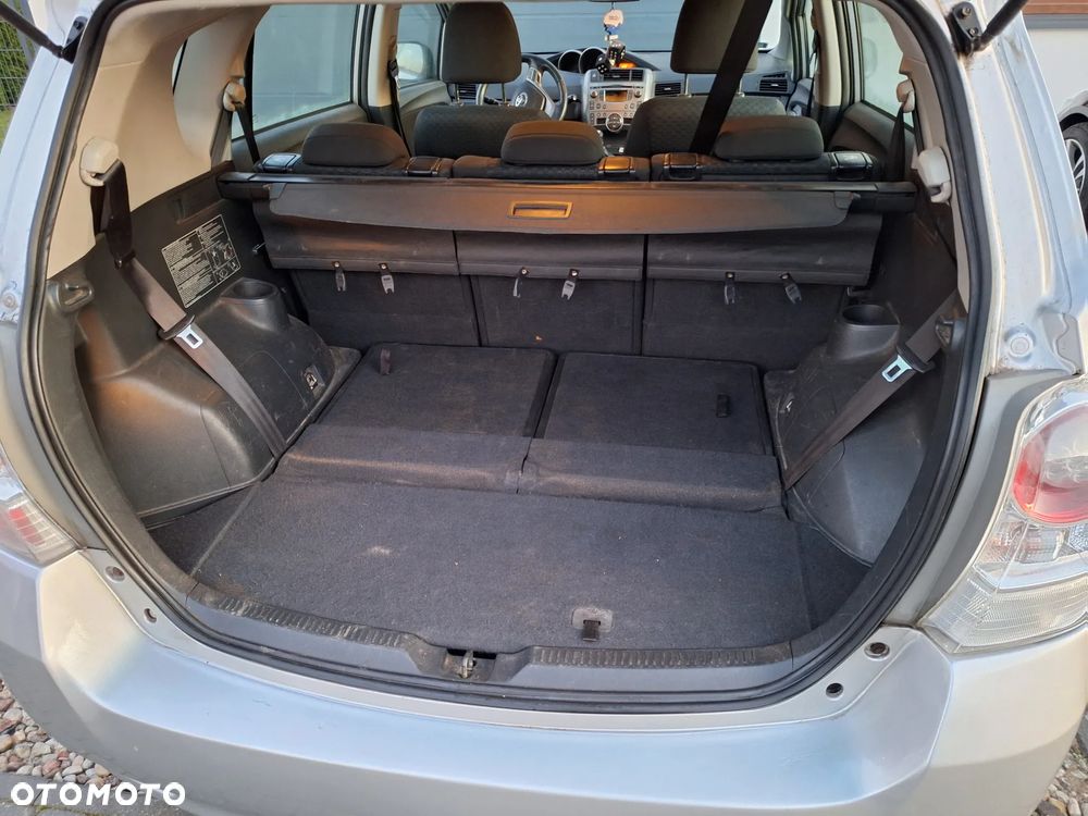 Toyota Verso 2.0 D-4D Sol 7os - 14