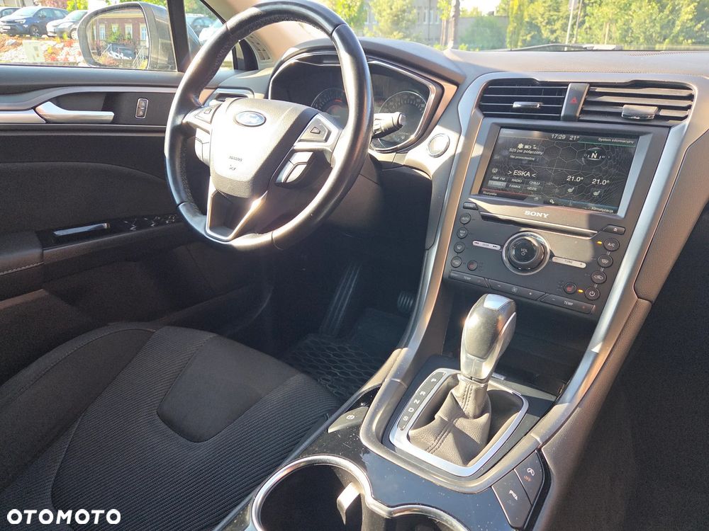 Ford Mondeo 2.0 EcoBoost Titanium - 15