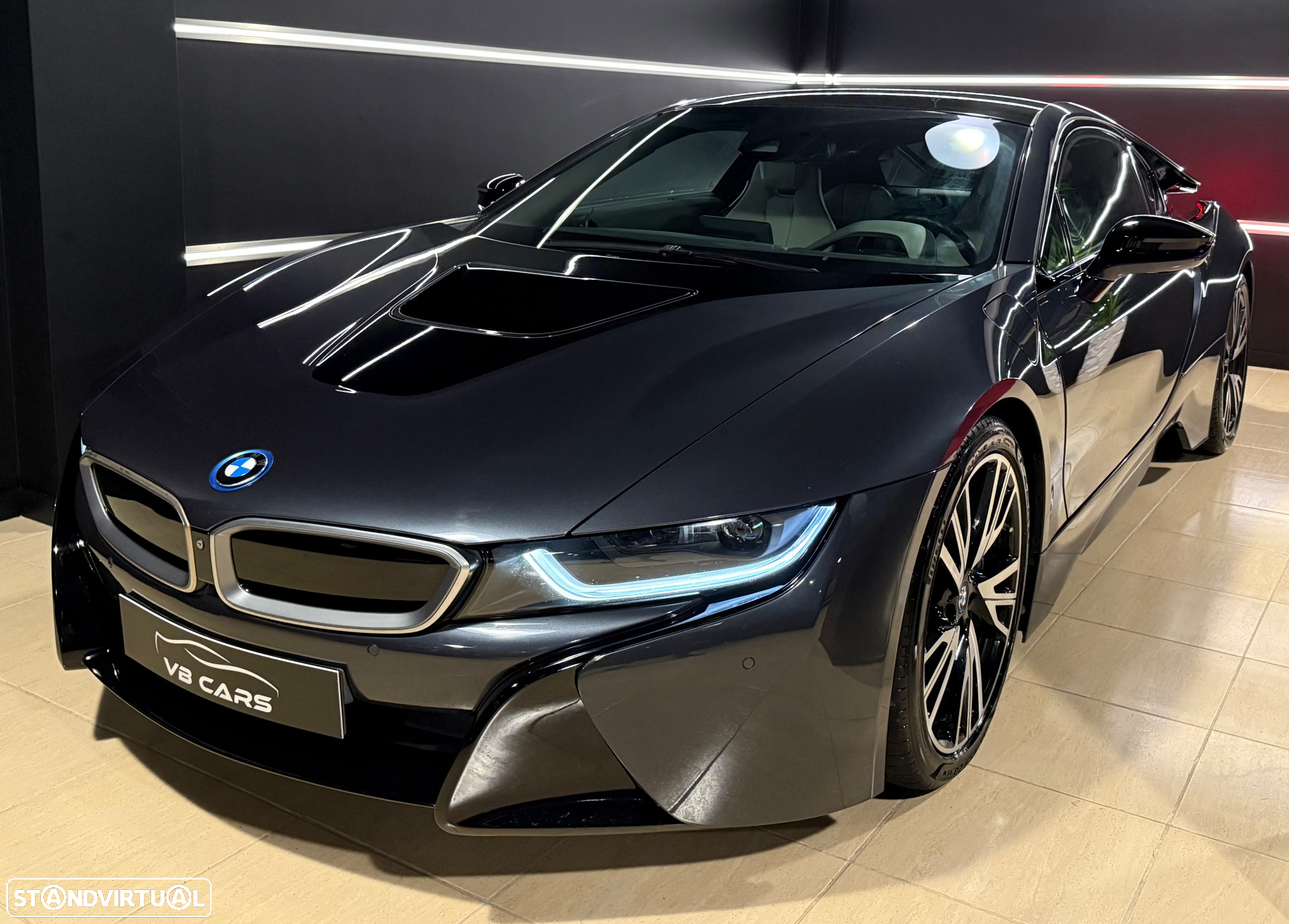BMW i8 Standard - 8