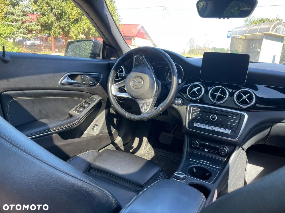 Mercedes-Benz CLA - 18