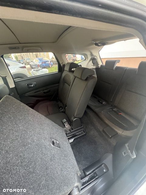 Nissan Qashqai+2 - 16