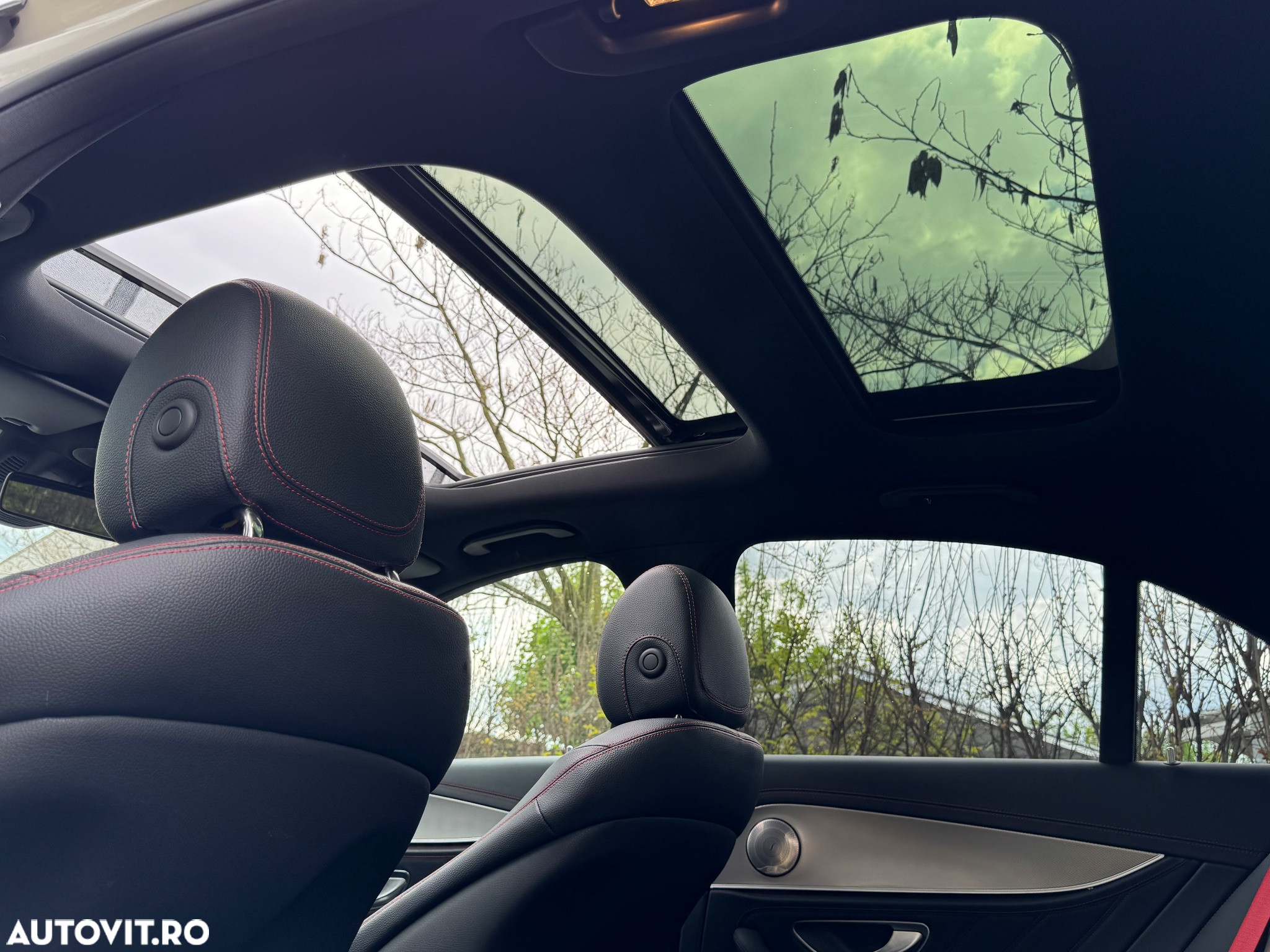 Mercedes-Benz E AMG 43 4Matic T 9G-TRONIC - 12