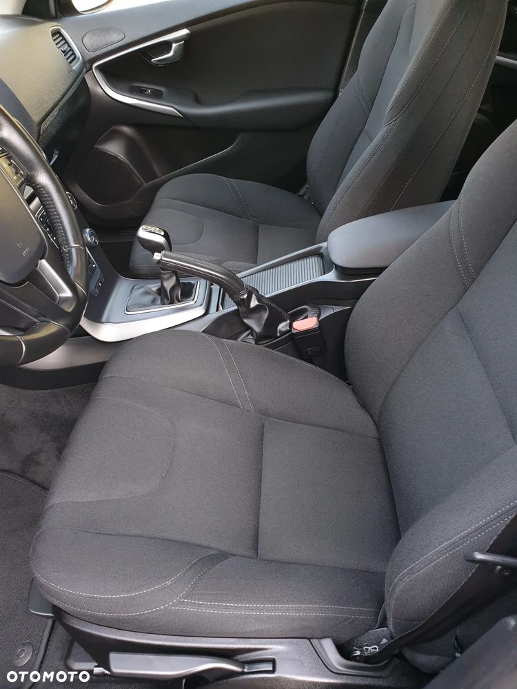 Volvo V40 Cross Country D2 Plus - 8