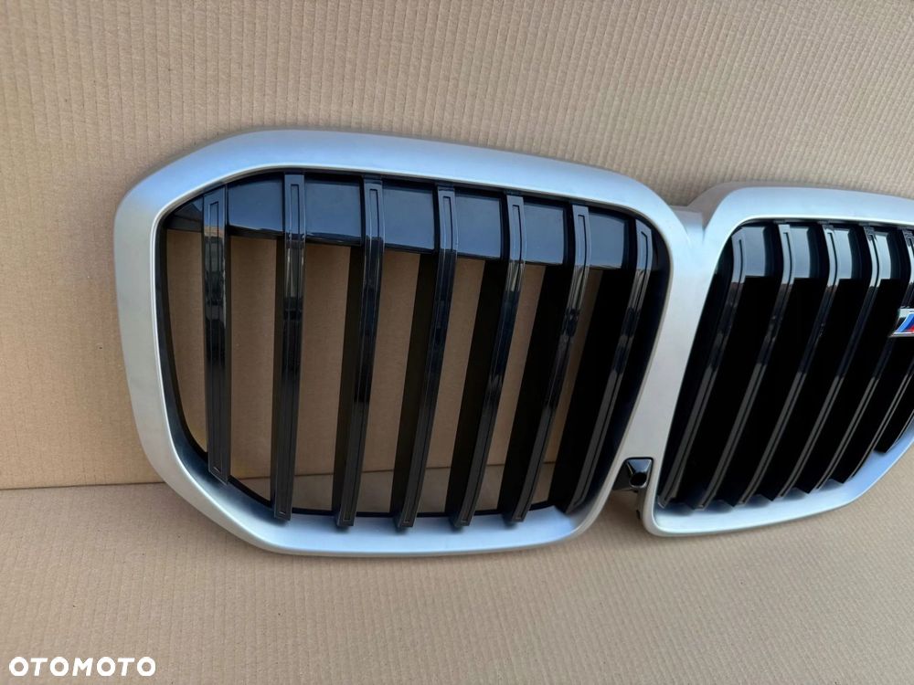 GRILL ATRAPA BMW X7 G07 LCI LIFT M PERFORMANCE ORYGINAŁ BEZ USZKODZEŃ - 2