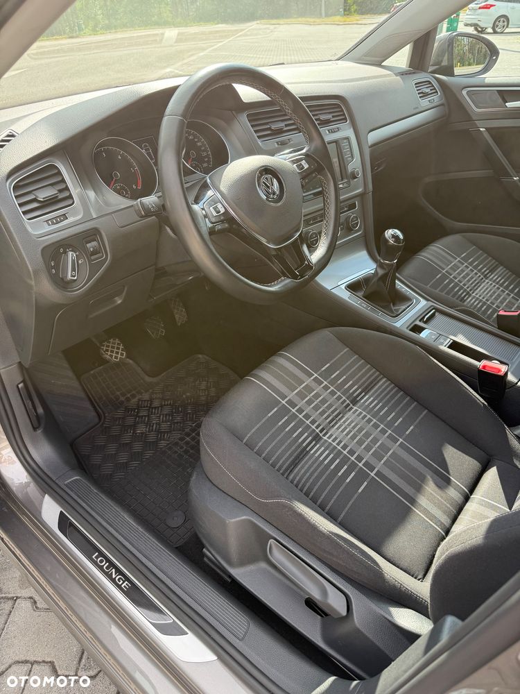 Volkswagen Golf 1.6 TDI 4Motion BlueMotion Technology Lounge - 17
