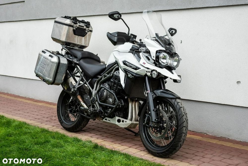 Triumph Tiger - 4