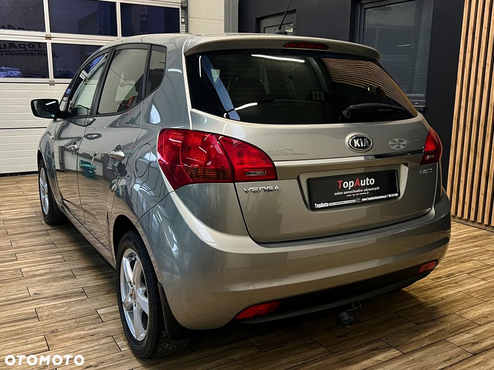 Kia Venga 1.4 M - 11