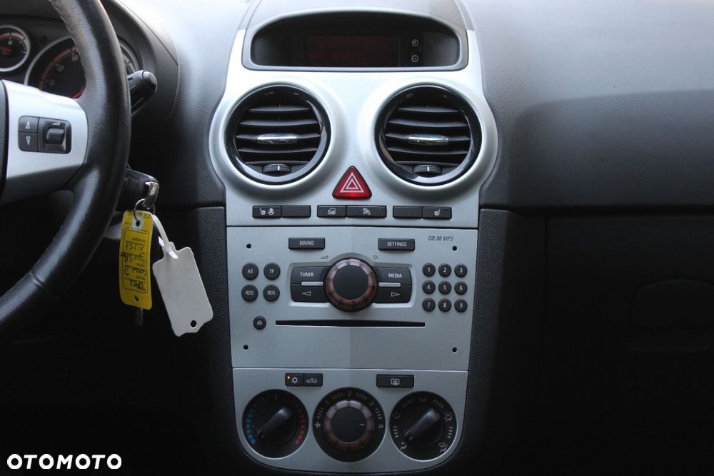 Opel Corsa - 26