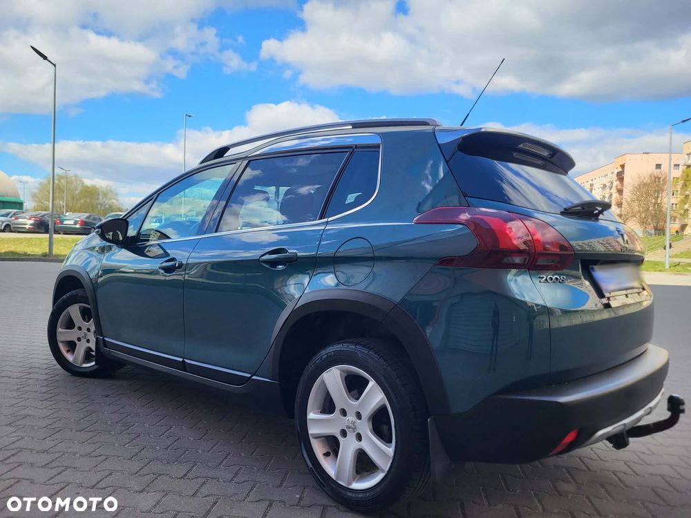 Peugeot 2008 BlueHDi 100 STOP & START Allure - 6
