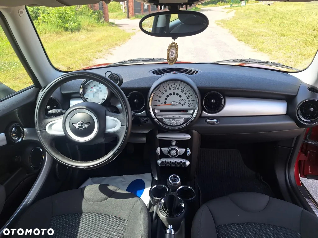 MINI Cooper 50 Camden - 11