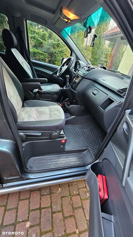 Mercedes-Benz Vito Univan 639.605 - 17
