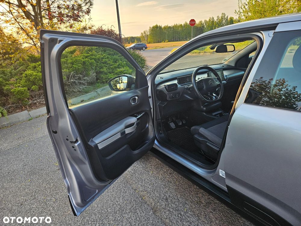Citroën C4 Cactus 1.5 BlueHDi Shine Pack - 17