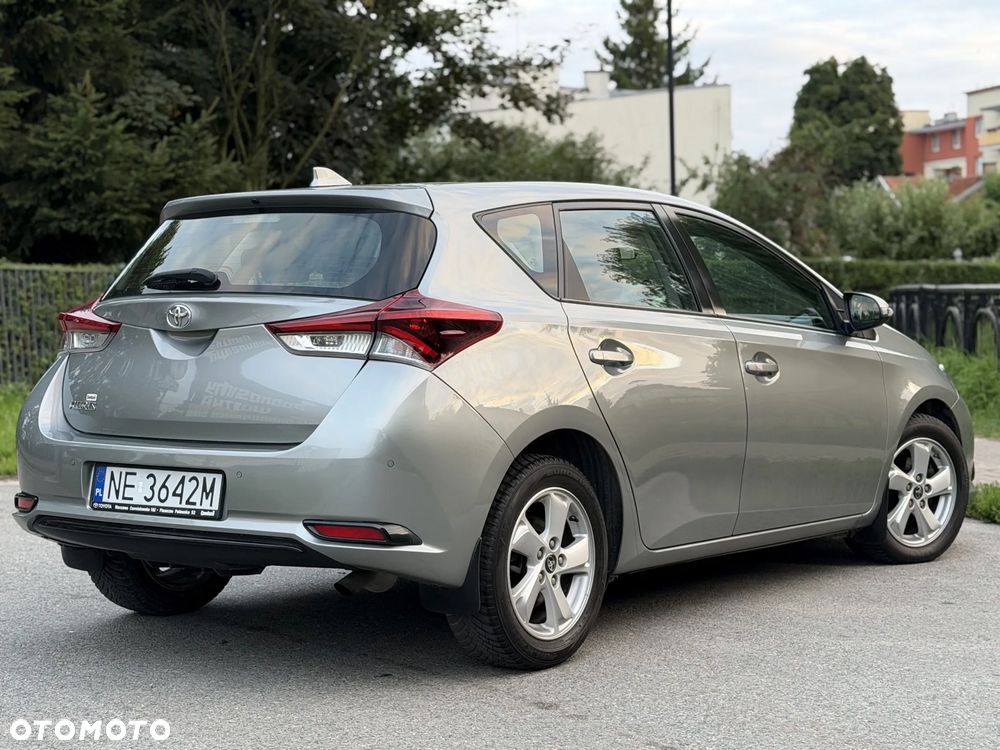 Toyota Auris - 17