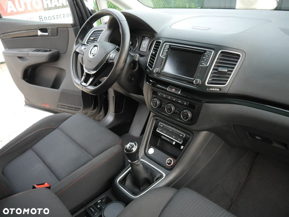 Volkswagen Sharan 2.0 TDI (BlueMotion Technology) Sound - 7