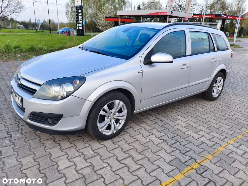 Opel Astra 1.9 CDTI DPF Automatik Cosmo - 1