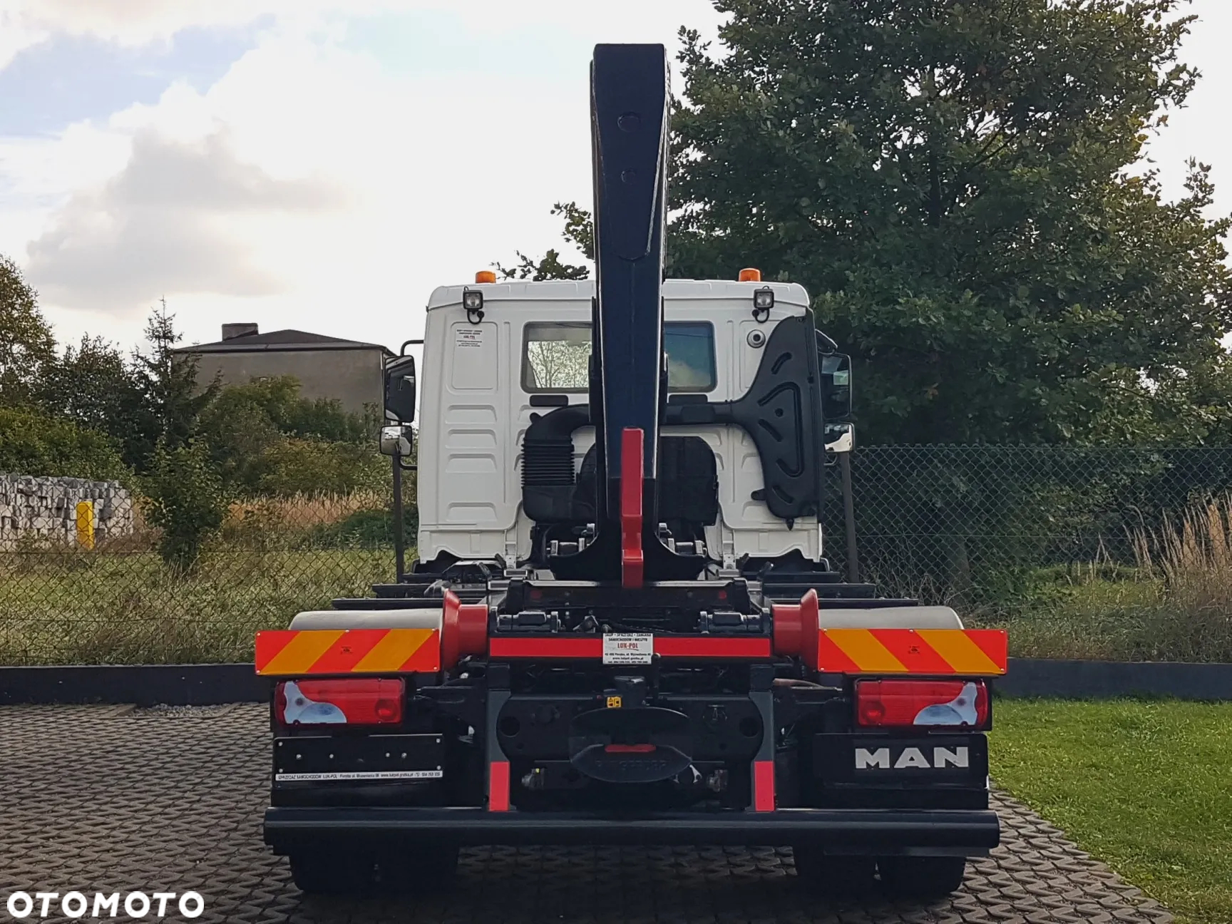MAN TGL 12.220 HAKOWIEC 4x2 KLIMA - 24