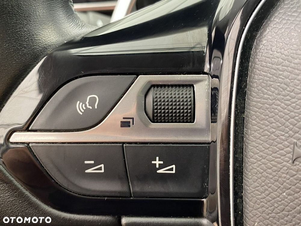Peugeot 3008 - 24