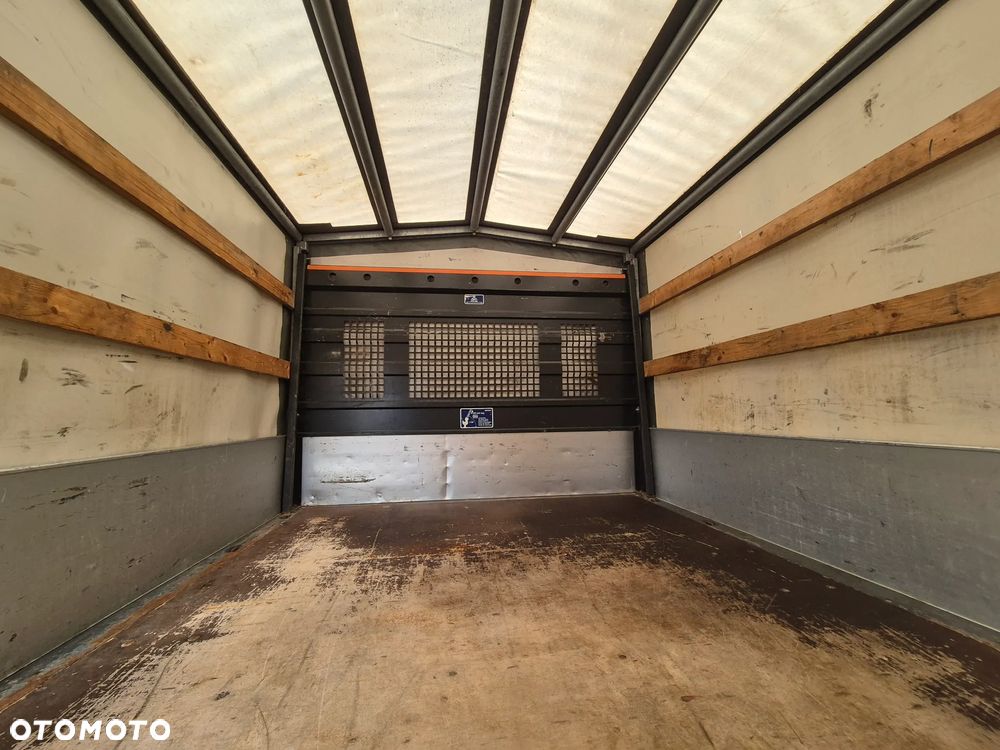 Renault Master - 25
