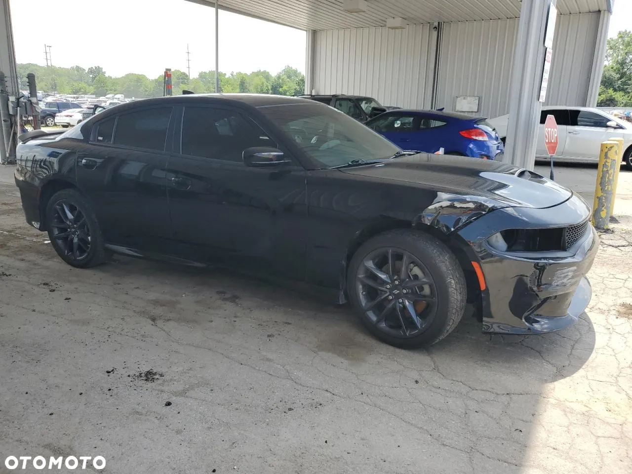 Dodge Charger - 4