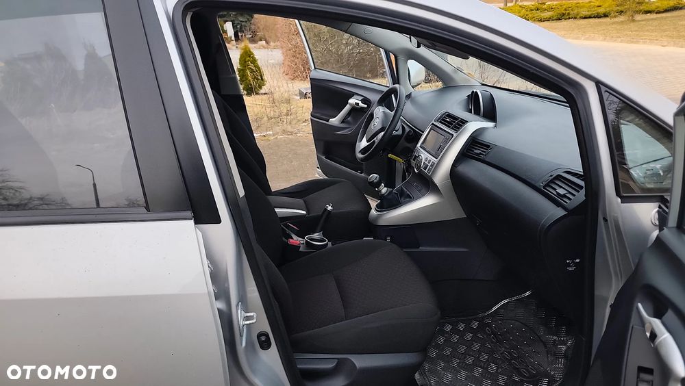 Toyota Verso 1.8 7-Sitzer Skyview Edition - 28