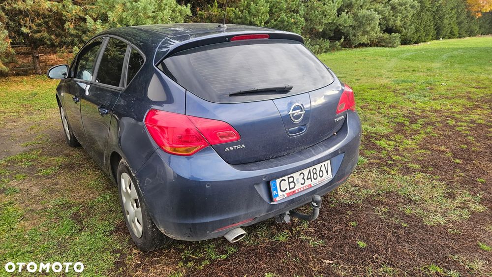 Opel Astra IV 1.4 T Edition 150 - 6