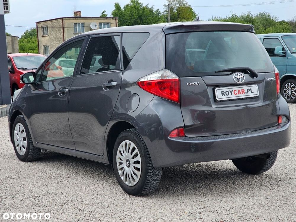 Toyota Verso S 1.33 VVT-i Start-Stop Multidrive Life - 4