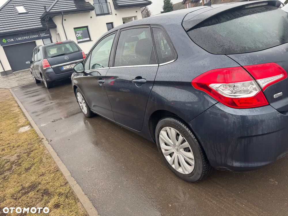 Citroën C4 e-HDi 110 Stop/Start System Exclusive - 22