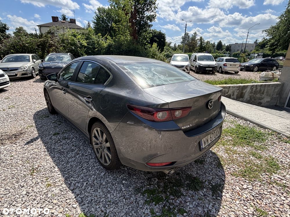 Mazda 3 - 8