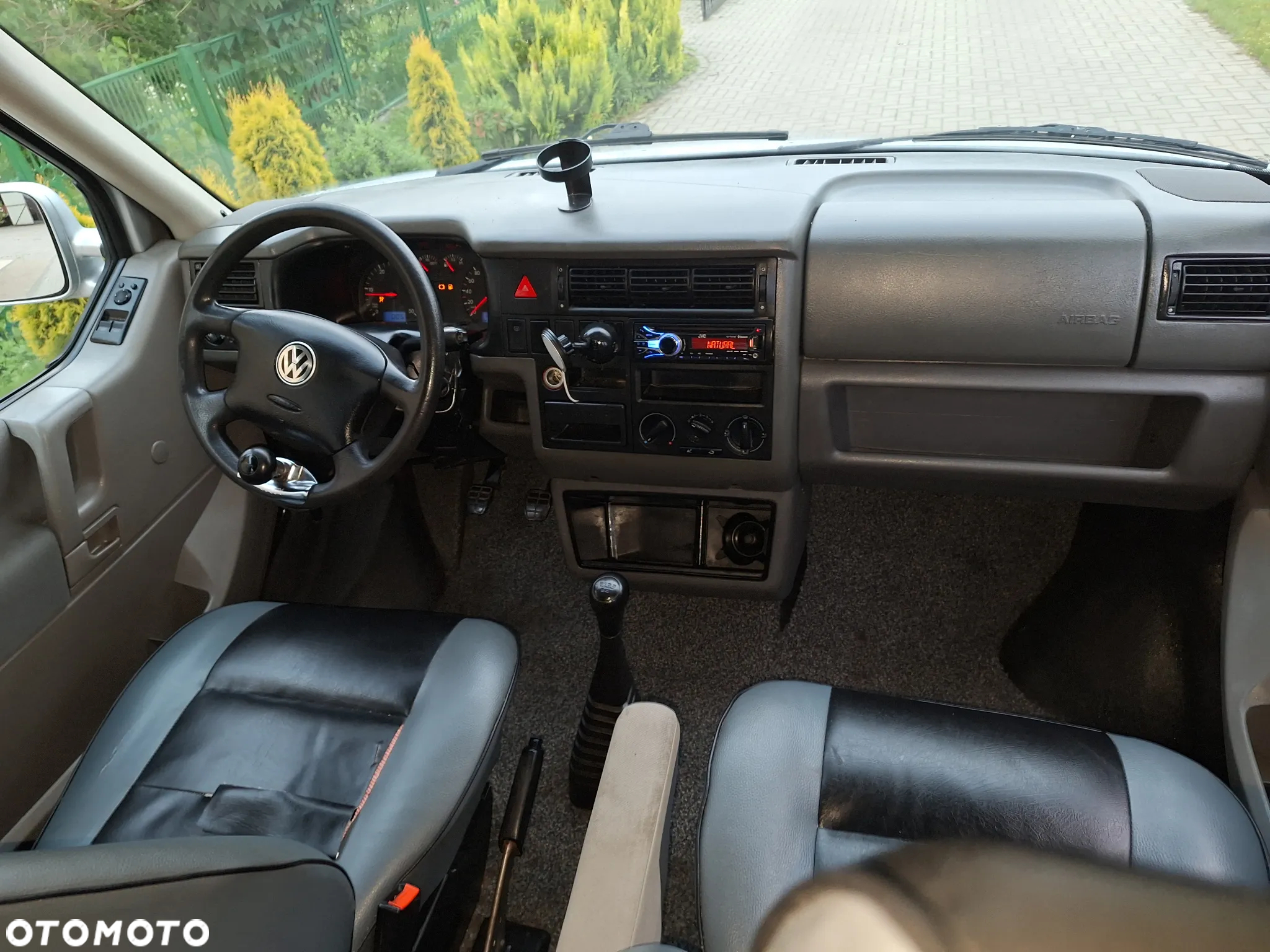 Volkswagen Transporter - 8