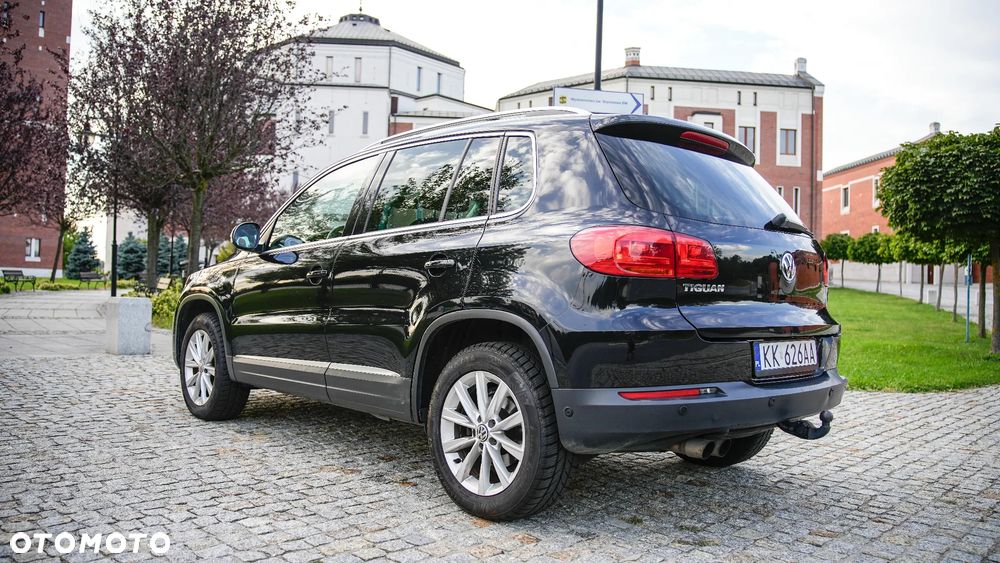 Volkswagen Tiguan 2.0 TDI DPF 4Motion BlueMotion Technology DSG Sport & Style - 6
