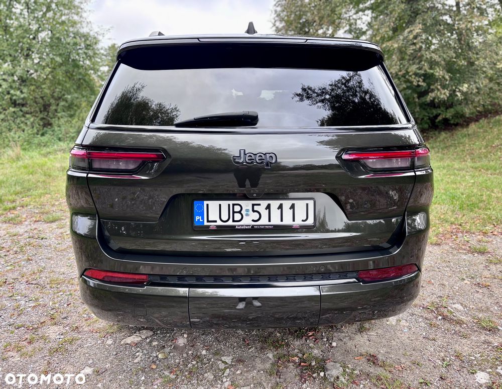 Jeep Grand Cherokee - 19