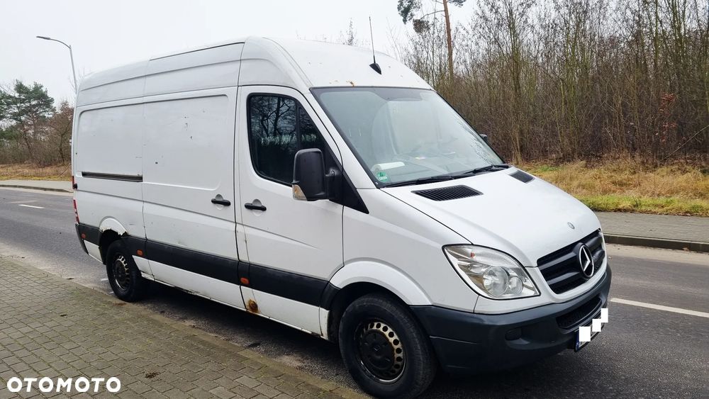Mercedes-Benz Sprinter - 7