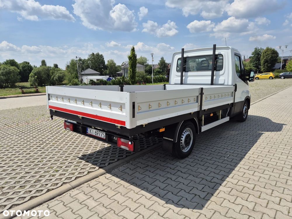 Iveco Daily | 35S12 | HI-MATIC Automat | Nagwigacja | Skrzynka | Niski Przebieg | Ideał - 4