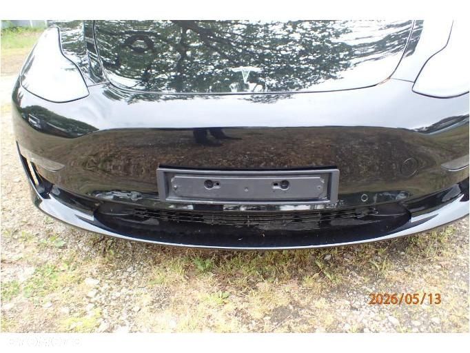 Tesla Model 3 - 35